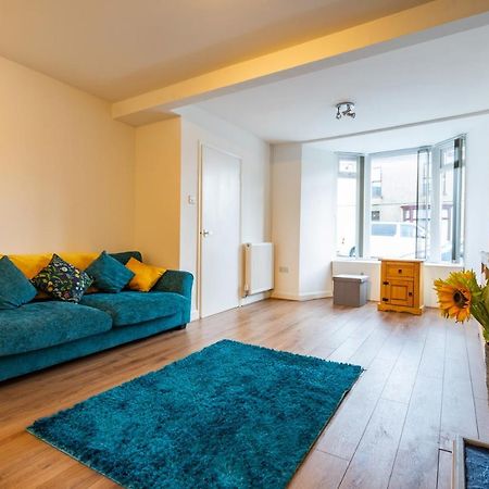 Newly-Renovated, Mid-Terrace Cottage In Porthmadog Buitenkant foto