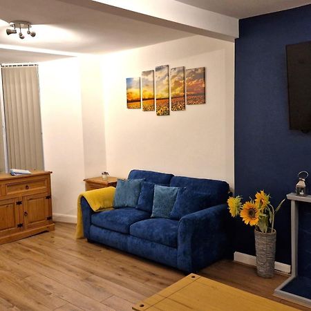 Newly-Renovated, Mid-Terrace Cottage In Porthmadog Buitenkant foto