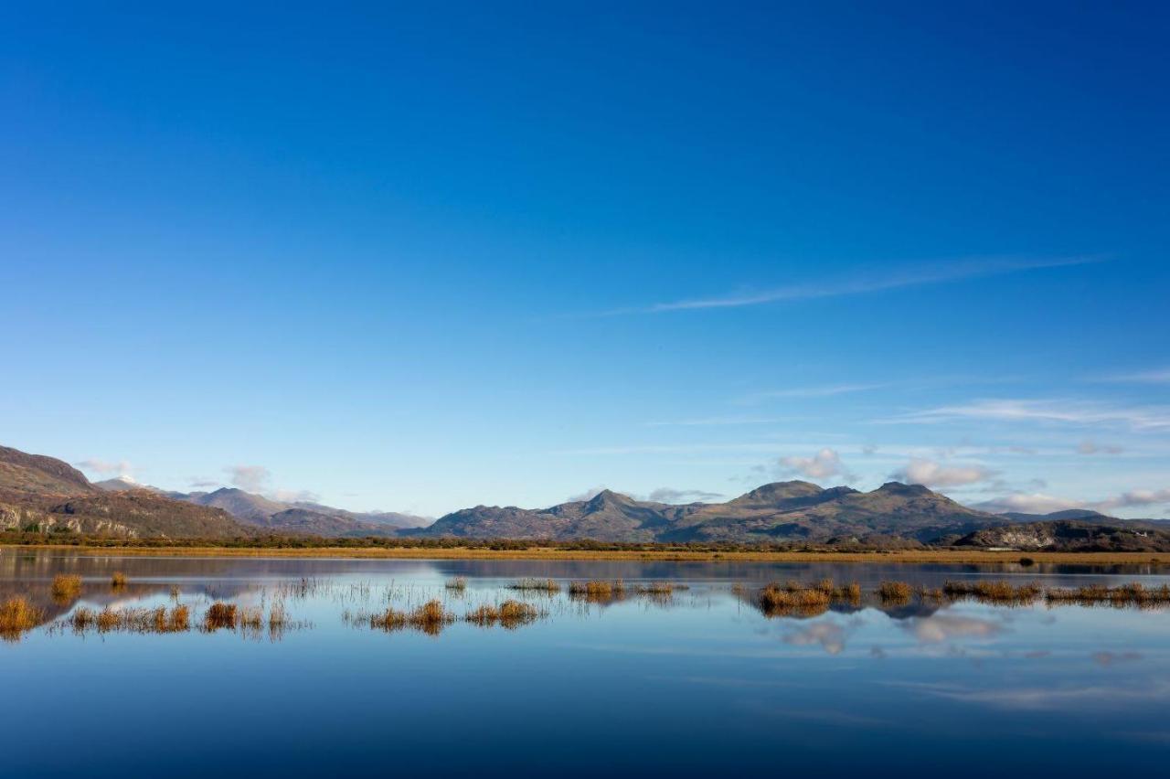 Newly-Renovated, Mid-Terrace Cottage In Porthmadog Buitenkant foto