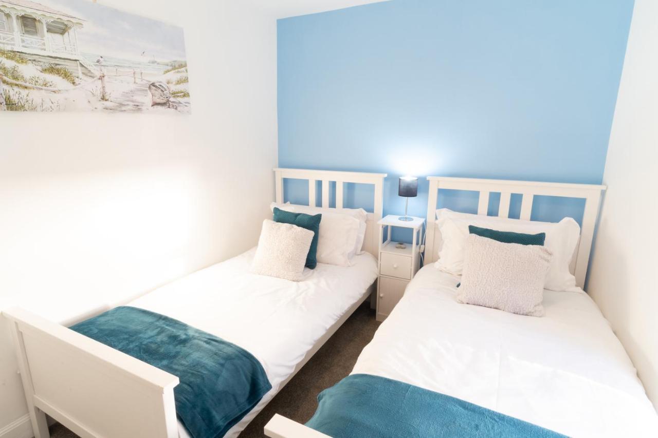 Newly-Renovated, Mid-Terrace Cottage In Porthmadog Buitenkant foto